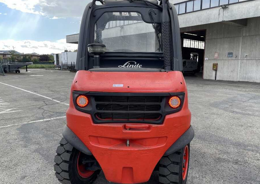 Linde H 40 D-02 senza montante - Empilhadeira a diesel: foto 3 Linde H 40 D-02 senza montante - Empilhadeira a diesel: foto 3