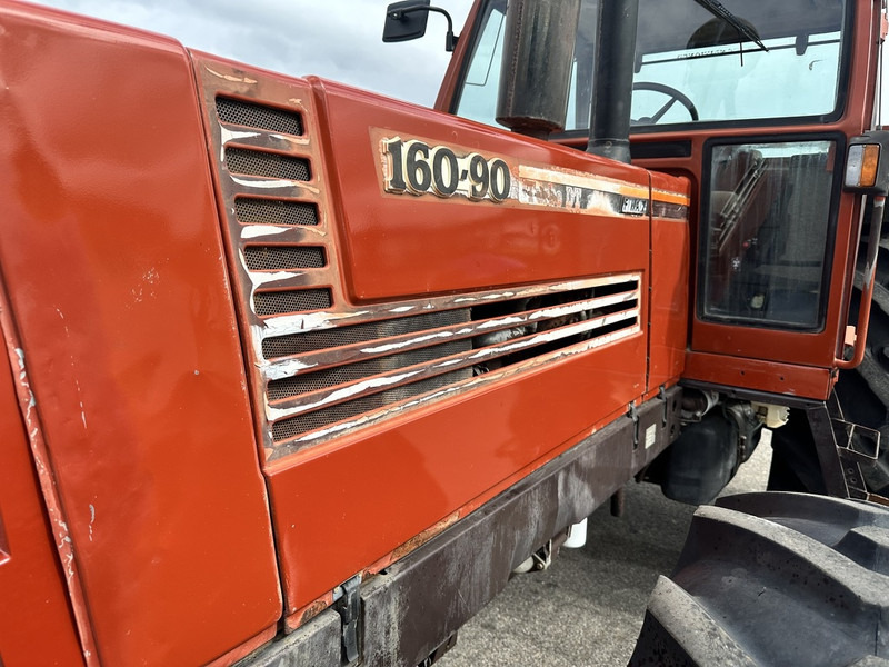 Fiat 160-90 DT - Trator: foto 2 Fiat 160-90 DT - Trator: foto 2