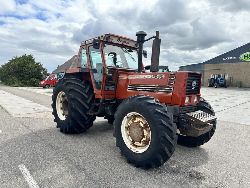 Fiat 160-90 DT - Trator: foto 3 Fiat 160-90 DT - Trator: foto 3