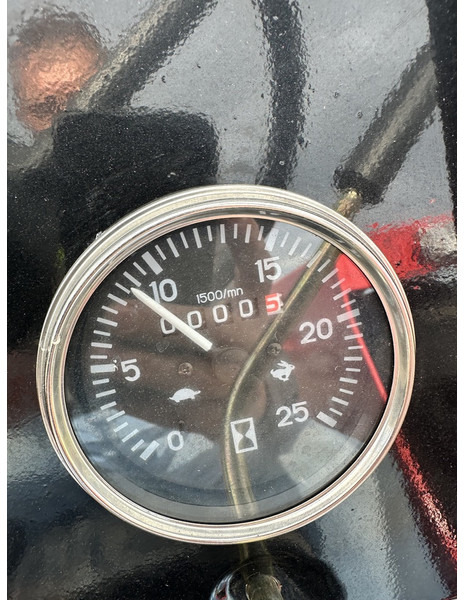 Massey Ferguson 290 - Trator: foto 5 Massey Ferguson 290 - Trator: foto 5