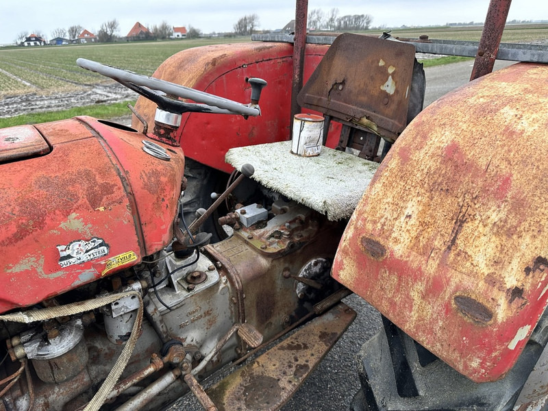 Massey Ferguson 35 - Trator: foto 4 Massey Ferguson 35 - Trator: foto 4