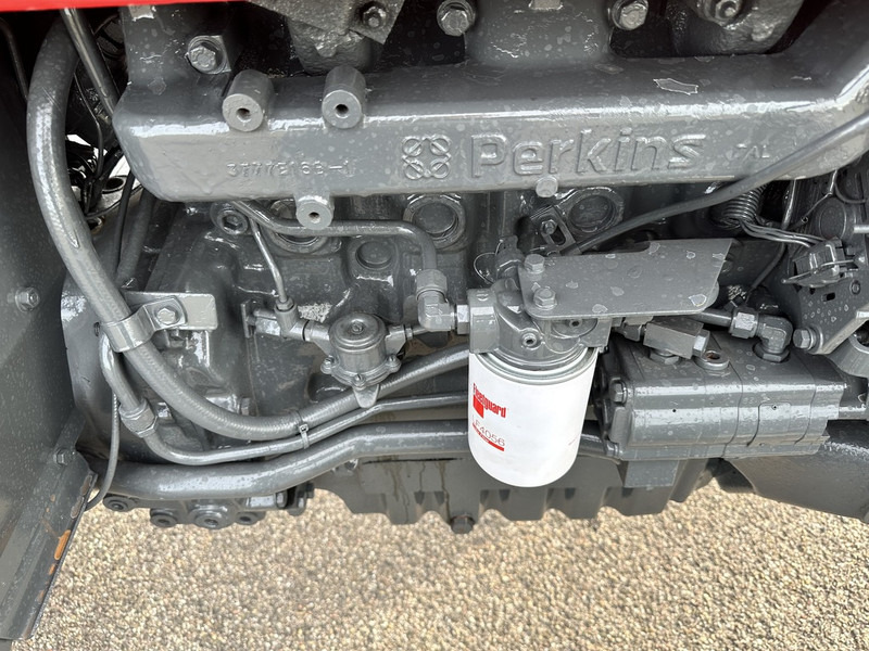 Massey Ferguson 375 - Trator: foto 5 Massey Ferguson 375 - Trator: foto 5