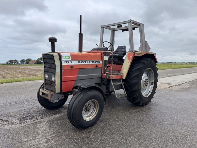Massey Ferguson 675 - Trator: foto 1 Massey Ferguson 675 - Trator: foto 1