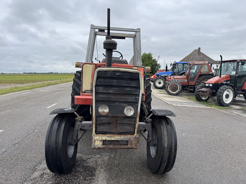 Massey Ferguson 675 - Trator: foto 2 Massey Ferguson 675 - Trator: foto 2