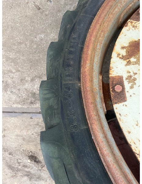 Michelin en kleber 8.3 R44 - Jante: foto 2 Michelin en kleber 8.3 R44 - Jante: foto 2