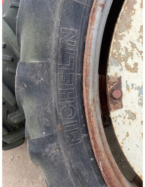 Michelin en kleber 8.3 R44 - Jante: foto 4 Michelin en kleber 8.3 R44 - Jante: foto 4