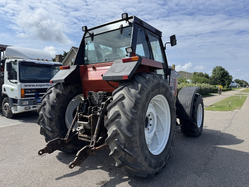 New Holland 180-90DT - Trator: foto 5 New Holland 180-90DT - Trator: foto 5