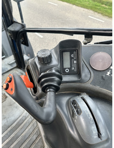 New Holland TM 135 - Trator: foto 5 New Holland TM 135 - Trator: foto 5