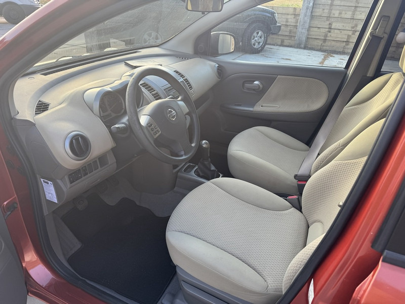 Nissan Note - Automóvel: foto 4 Nissan Note - Automóvel: foto 4