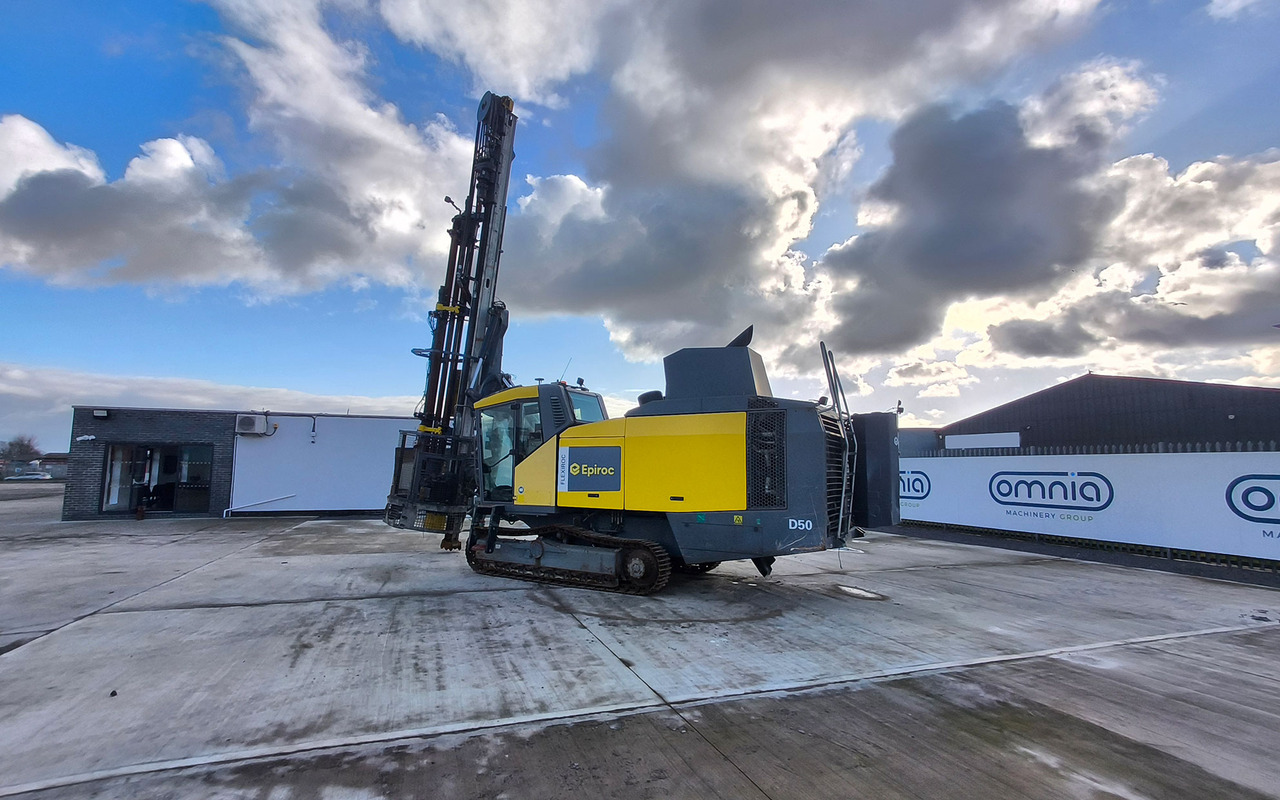 Atlas Copco (Epiroc) FlexiROC D50-10SF - Máquina de perfuração: foto 4 Atlas Copco (Epiroc) FlexiROC D50-10SF - Máquina de perfuração: foto 4