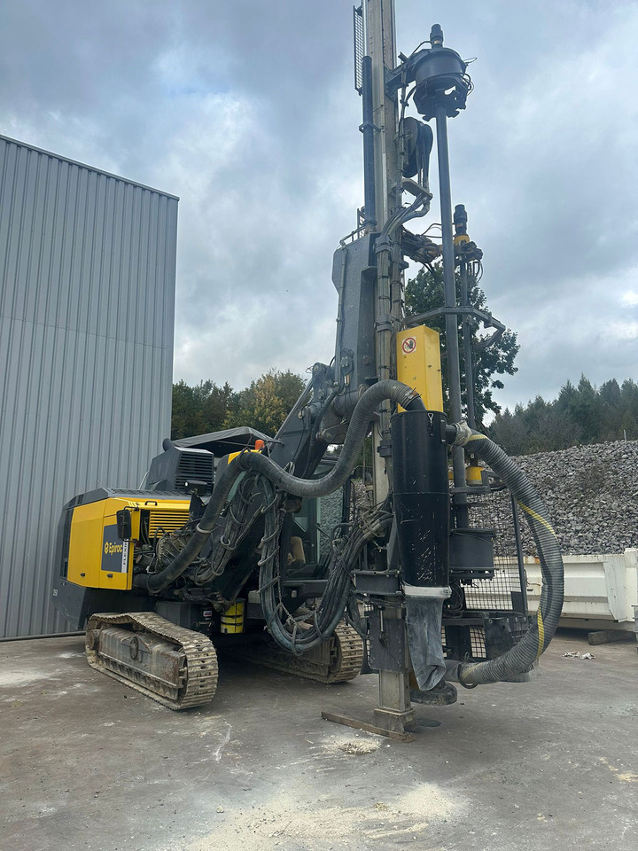 Atlas Copco (Epiroc) FlexiROC D50-10SF - Máquina de perfuração: foto 3 Atlas Copco (Epiroc) FlexiROC D50-10SF - Máquina de perfuração: foto 3