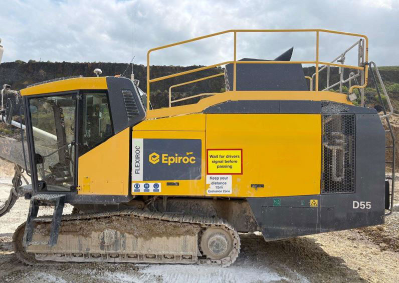 Atlas Copco (Epiroc) FlexiROC D55-10SF - Máquina de perfuração: foto 2 Atlas Copco (Epiroc) FlexiROC D55-10SF - Máquina de perfuração: foto 2