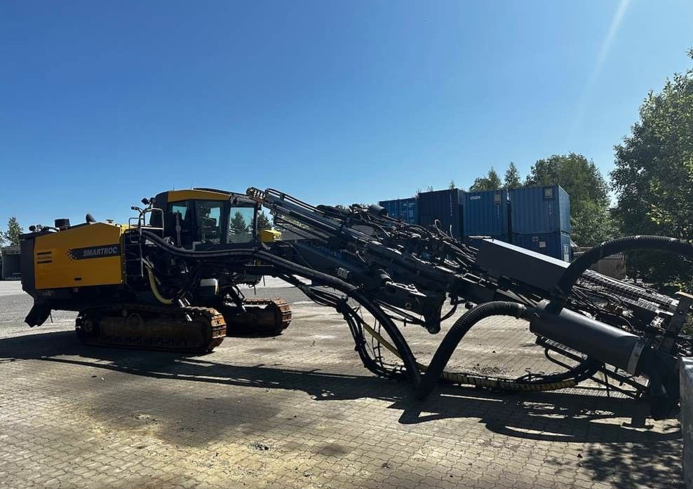 Atlas Copco SmartROC T40-11 - Máquina de perfuração: foto 4 Atlas Copco SmartROC T40-11 - Máquina de perfuração: foto 4