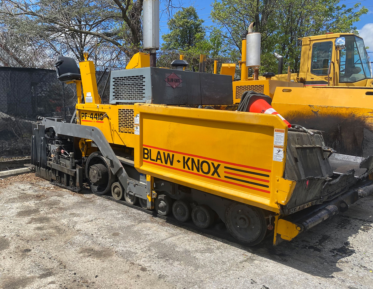 Blaw Knox PF-4410 - Acabadora: foto 1 Blaw Knox PF-4410 - Acabadora: foto 1
