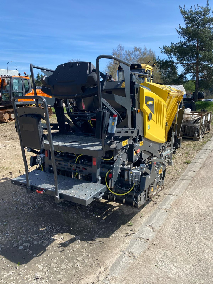 Bomag BF200 C-2 - Acabadora: foto 4 Bomag BF200 C-2 - Acabadora: foto 4