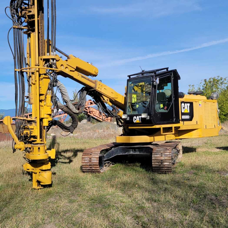 Caterpillar MD5050T - Máquina de perfuração: foto 1 Caterpillar MD5050T - Máquina de perfuração: foto 1