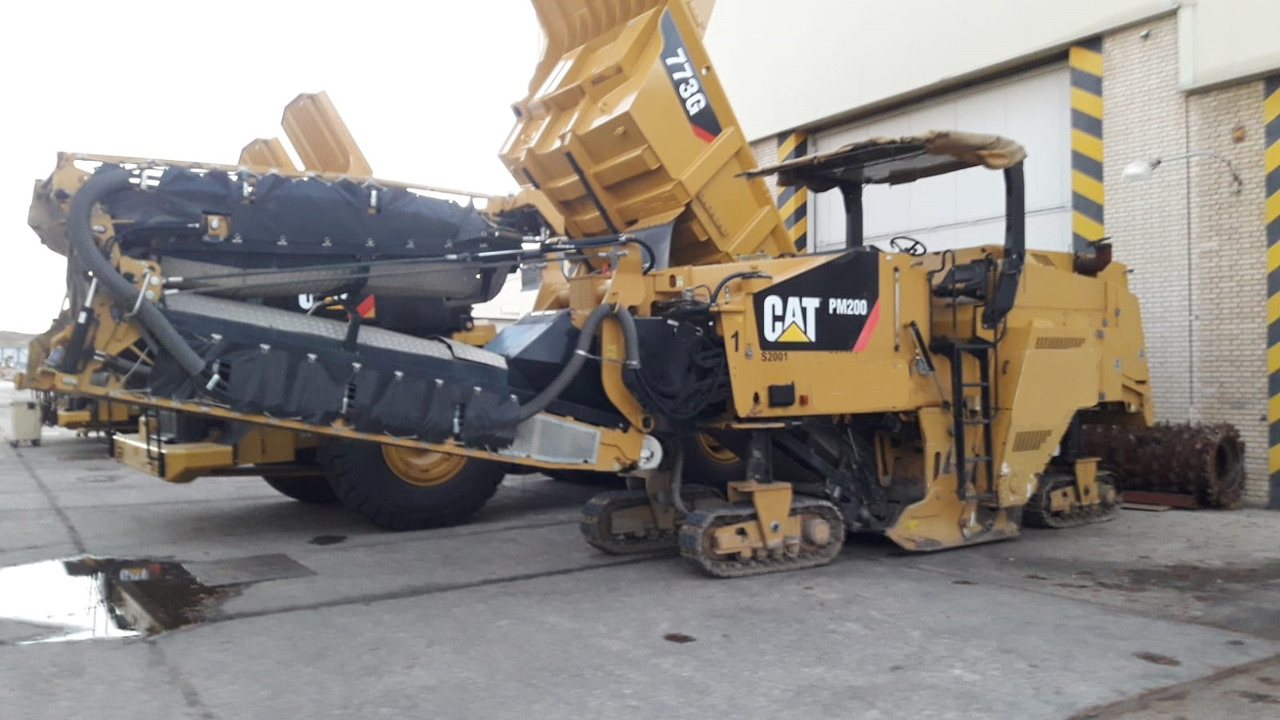 Caterpillar PM 200 - Aplainadora (Fresadora): foto 4 Caterpillar PM 200 - Aplainadora (Fresadora): foto 4