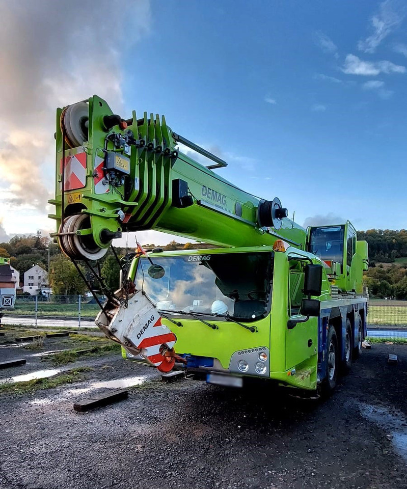 Demag AC 60-3 - Grua móvel: foto 4 Demag AC 60-3 - Grua móvel: foto 4