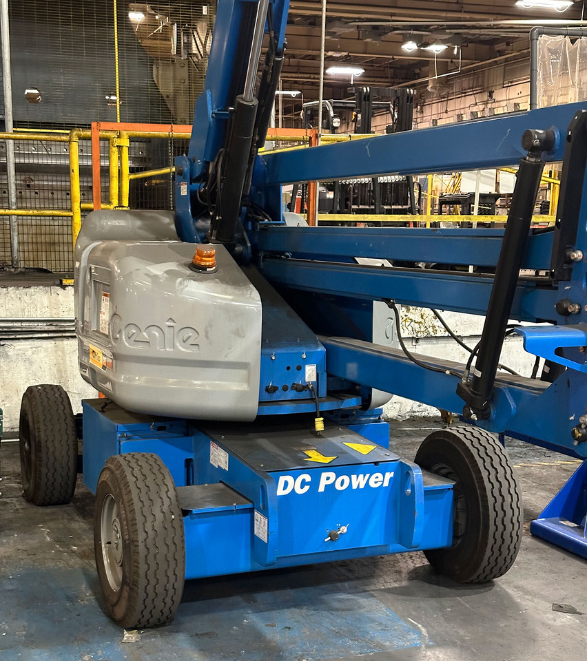 Genie Z-45/25J - Pá carregadora telescópica: foto 3 Genie Z-45/25J - Pá carregadora telescópica: foto 3