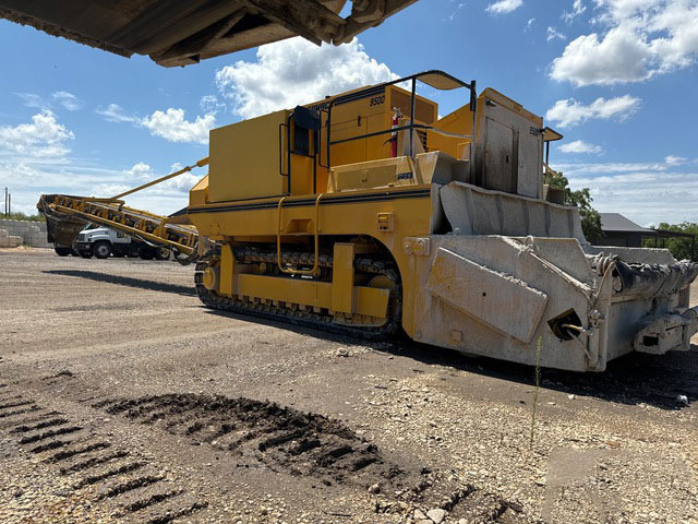 Gomaco 9500 - Pavimentadora de betão: foto 3 Gomaco 9500 - Pavimentadora de betão: foto 3