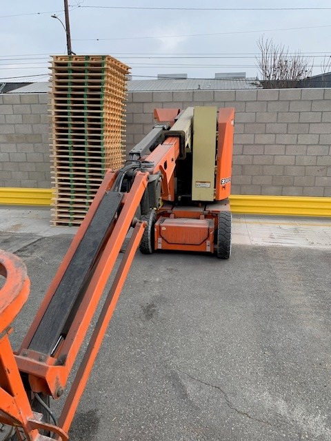 JLG E300AJP - Pá carregadora telescópica: foto 4 JLG E300AJP - Pá carregadora telescópica: foto 4