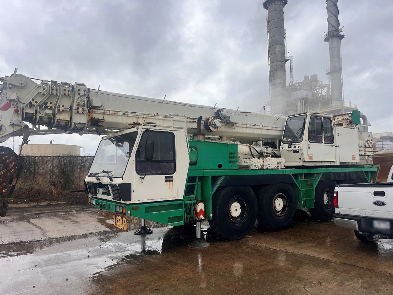 Krupp KMK 4080 - Grua móvel: foto 1 Krupp KMK 4080 - Grua móvel: foto 1