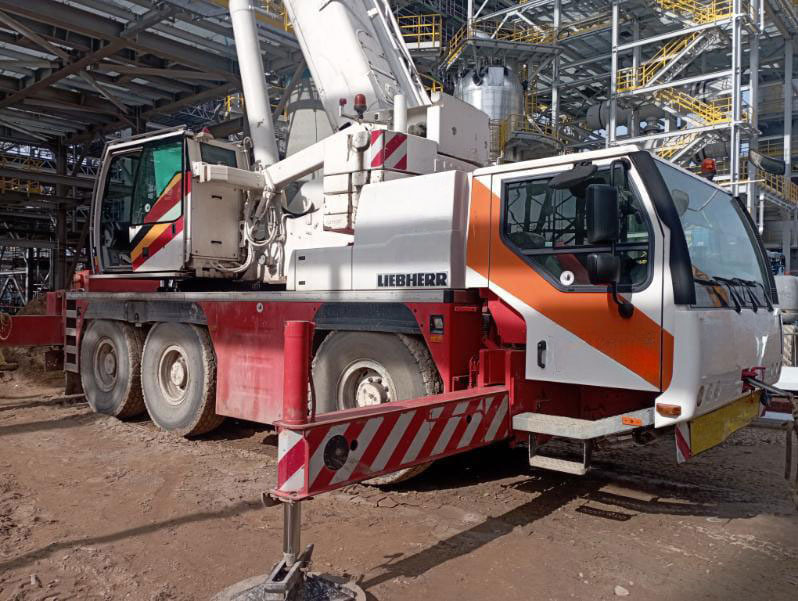 Liebherr LTM 1055-3.2 - Grua móvel: foto 2 Liebherr LTM 1055-3.2 - Grua móvel: foto 2