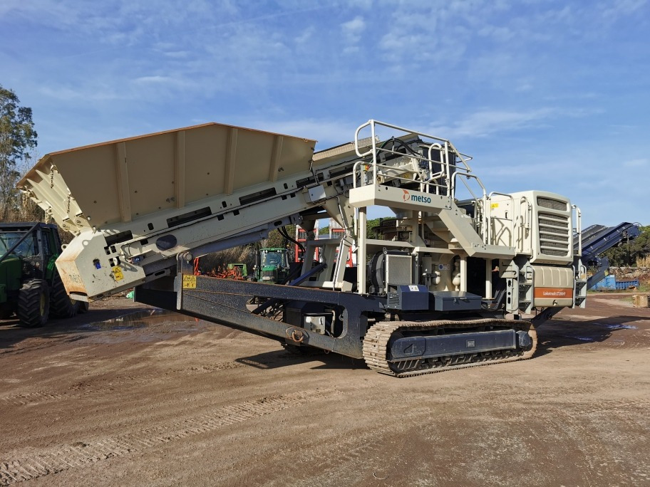 Metso LT200 HP - Britador de mandíbula: foto 2 Metso LT200 HP - Britador de mandíbula: foto 2