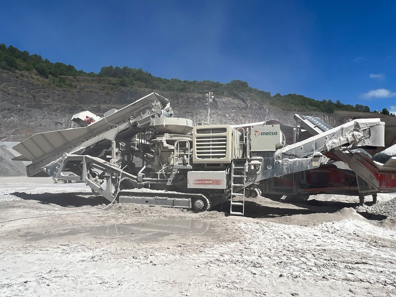 Metso LT300 HP - Britador de cone: foto 2 Metso LT300 HP - Britador de cone: foto 2
