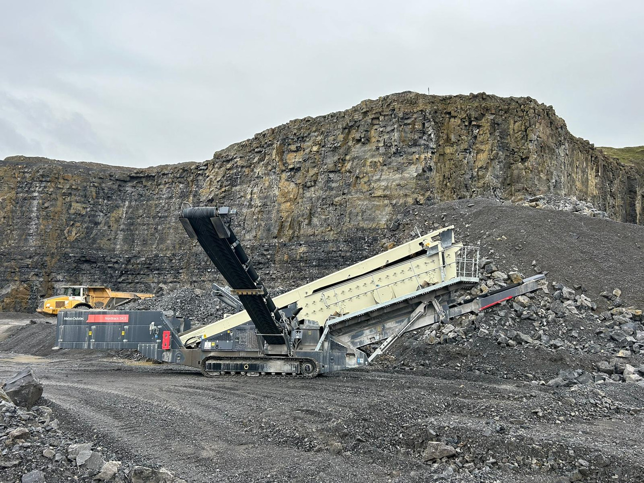 Metso S4.9 - Peneira vibratória: foto 2 Metso S4.9 - Peneira vibratória: foto 2