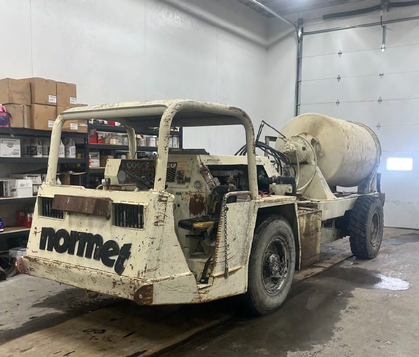 Normet A-64 - Camião betoneira: foto 2 Normet A-64 - Camião betoneira: foto 2
