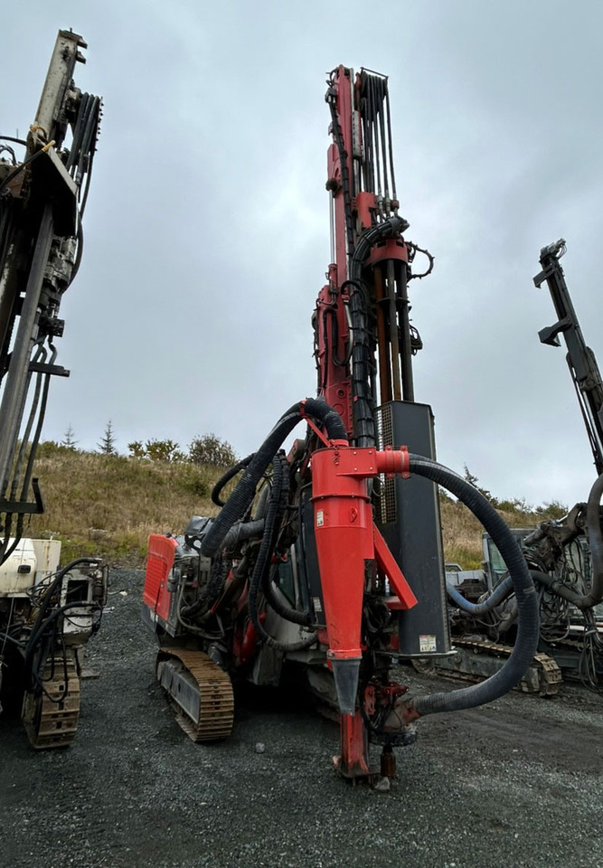 Sandvik DP1600i - Máquina de perfuração: foto 3 Sandvik DP1600i - Máquina de perfuração: foto 3