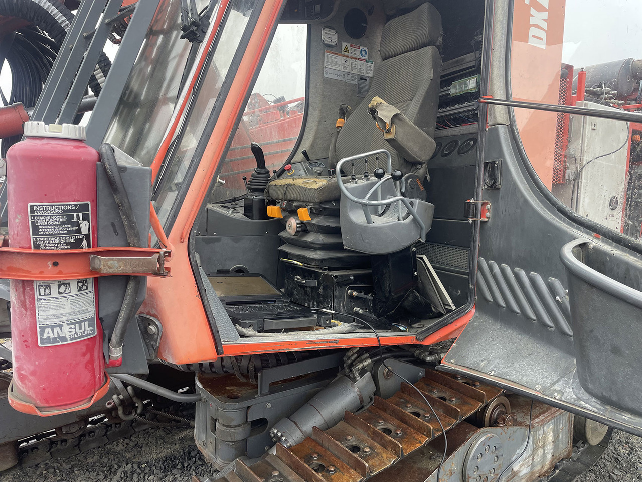 Sandvik DX700 - Máquina de perfuração: foto 4 Sandvik DX700 - Máquina de perfuração: foto 4