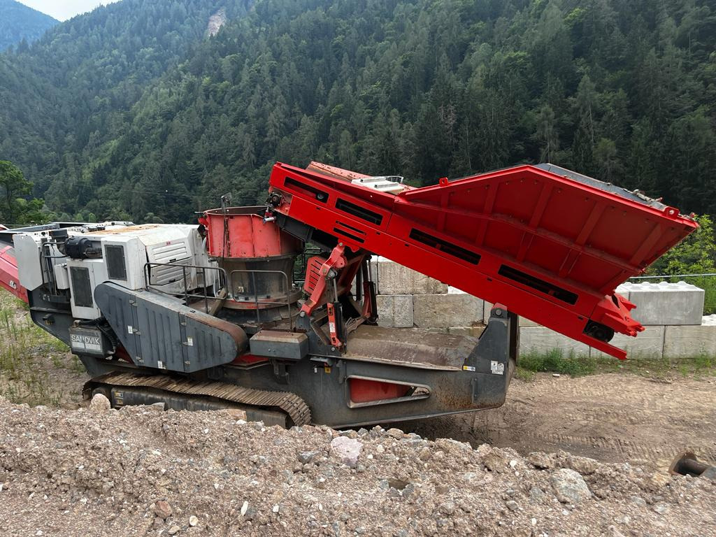 Sandvik QS331 - Britador de cone: foto 3 Sandvik QS331 - Britador de cone: foto 3