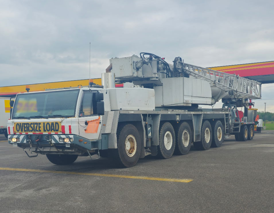 Tadano ATF 220G-5 - Grua todo o terreno: foto 2 Tadano ATF 220G-5 - Grua todo o terreno: foto 2