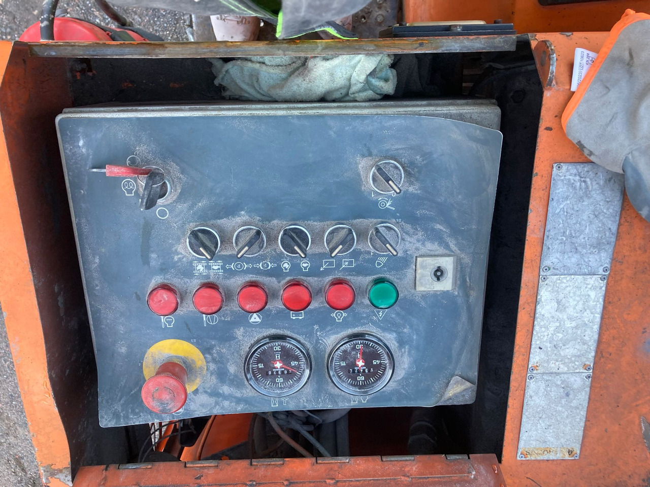 Tamrock Commando 120R - Máquina de perfuração: foto 5 Tamrock Commando 120R - Máquina de perfuração: foto 5