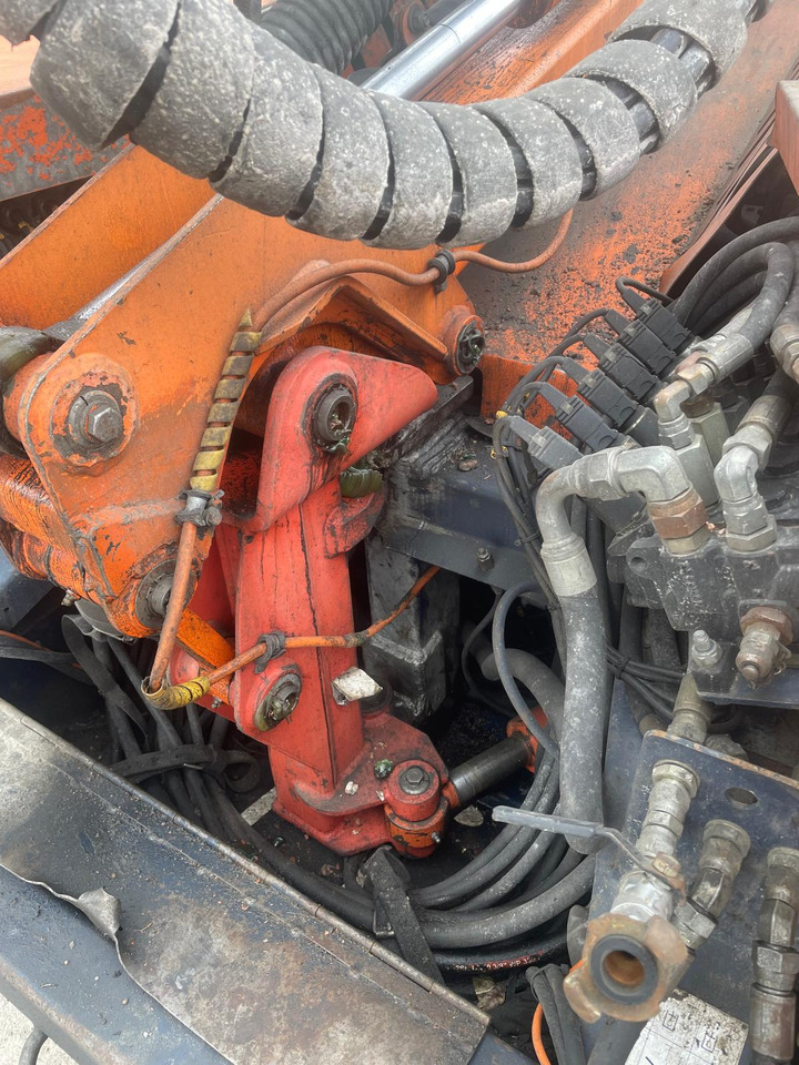 Tamrock Commando 120R - Máquina de perfuração: foto 5 Tamrock Commando 120R - Máquina de perfuração: foto 5