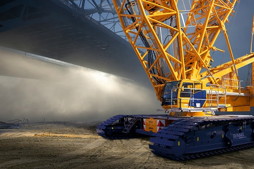 Terex Demag CC 2800-1 - Guindaste sobre esteiras: foto 2 Terex Demag CC 2800-1 - Guindaste sobre esteiras: foto 2