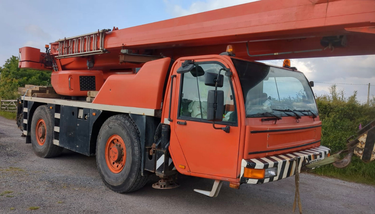 Terex PPM ATT 400-3 - Grua móvel: foto 2 Terex PPM ATT 400-3 - Grua móvel: foto 2