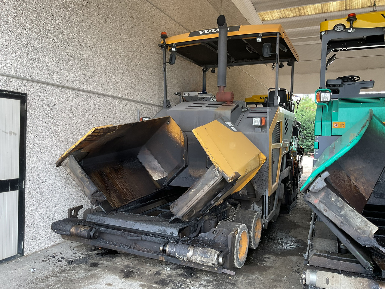 Volvo P6870C - Acabadora: foto 2 Volvo P6870C - Acabadora: foto 2