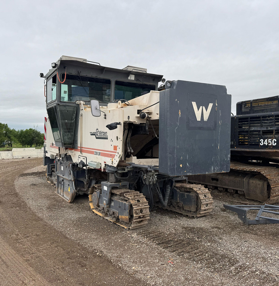 Wirtgen 2200 SM - Aplainadora (Fresadora): foto 3 Wirtgen 2200 SM - Aplainadora (Fresadora): foto 3