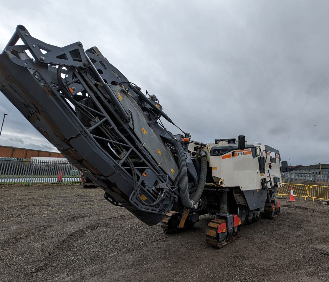Wirtgen W 150 CFI - Aplainadora (Fresadora): foto 4 Wirtgen W 150 CFI - Aplainadora (Fresadora): foto 4