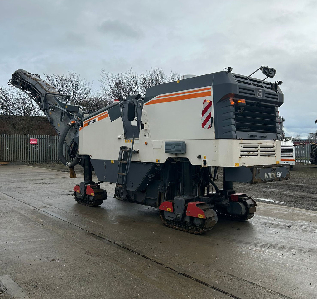 Wirtgen W 150 CFI - Aplainadora (Fresadora): foto 3 Wirtgen W 150 CFI - Aplainadora (Fresadora): foto 3