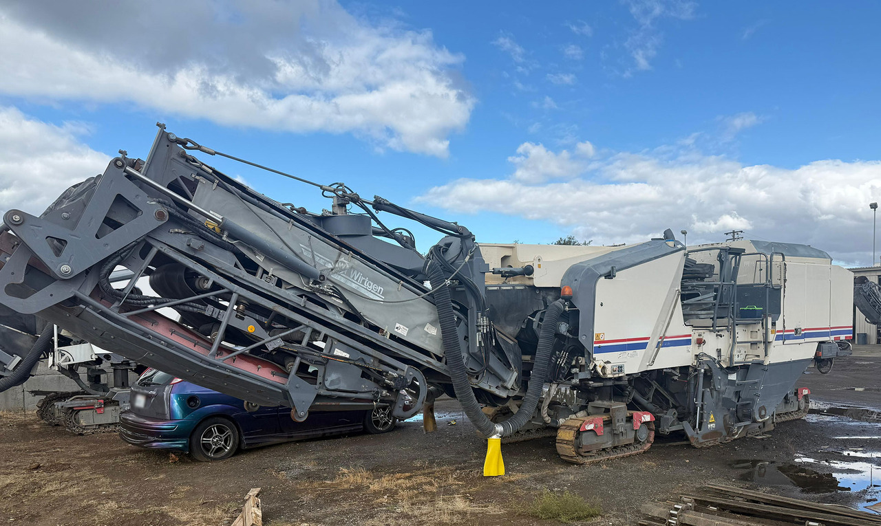 Wirtgen W 200 I - Aplainadora (Fresadora): foto 1 Wirtgen W 200 I - Aplainadora (Fresadora): foto 1