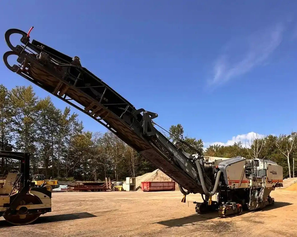 Wirtgen W 210 i - Aplainadora (Fresadora): foto 5 Wirtgen W 210 i - Aplainadora (Fresadora): foto 5