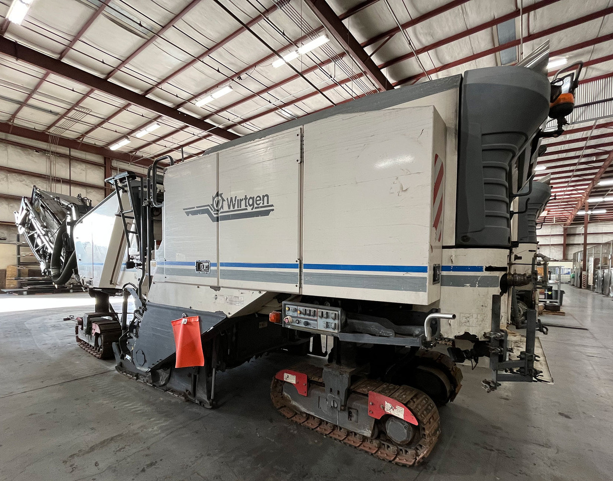 Wirtgen W 210 i - Aplainadora (Fresadora): foto 4 Wirtgen W 210 i - Aplainadora (Fresadora): foto 4