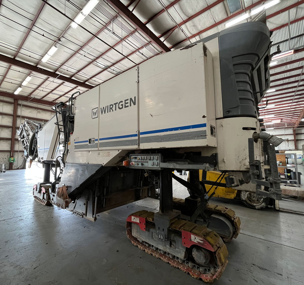 Wirtgen W 210 i - Aplainadora (Fresadora): foto 2 Wirtgen W 210 i - Aplainadora (Fresadora): foto 2