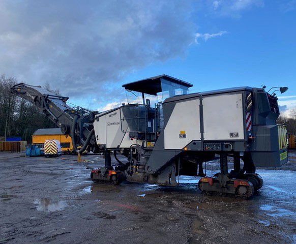 Wirtgen W 210 i - Aplainadora (Fresadora): foto 4 Wirtgen W 210 i - Aplainadora (Fresadora): foto 4