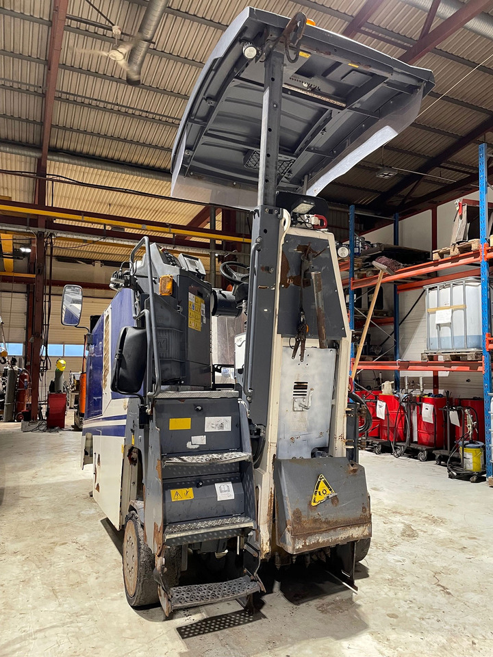 Wirtgen W 60 RI - Aplainadora (Fresadora): foto 4 Wirtgen W 60 RI - Aplainadora (Fresadora): foto 4