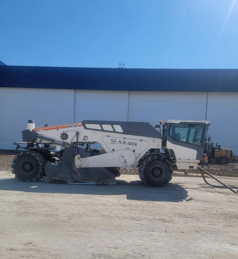 Wirtgen WR 250 I - Estabilizador de solos: foto 3 Wirtgen WR 250 I - Estabilizador de solos: foto 3